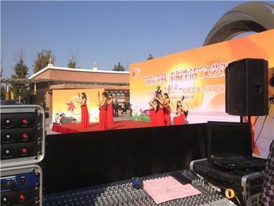 北京燈光設(shè)備租賃價(jià)格_北京昌平區(qū)年會(huì)演出設(shè)備租賃-順義舞臺(tái)搭建出租-燈光音響L.
